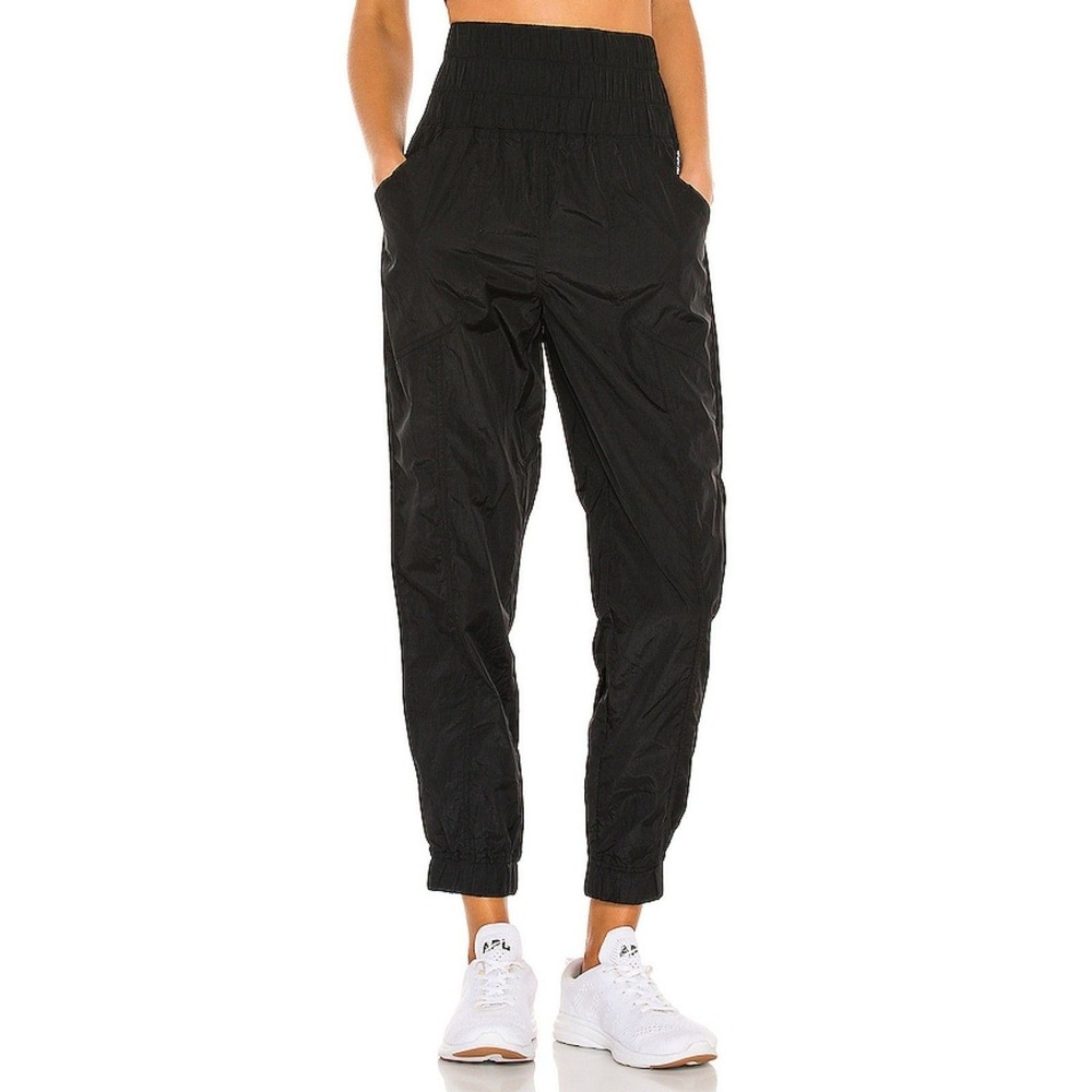 Free People Movement The Way Home Jogger Womens M Black High Rise Smocked Waist